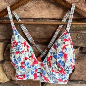 NWOT Maaji Reversible Floral Tropical Bikini Top Swimsuit Bathing Suit Size L